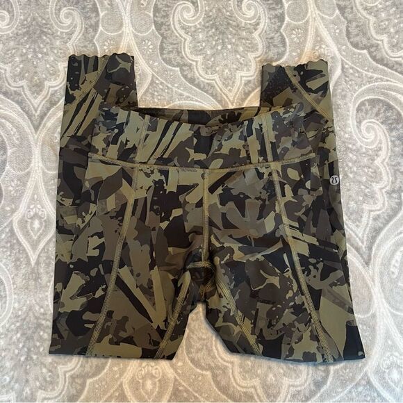Lululemon Tight Stuff Tight
Pop Cut Fatigue Green Black - Picture 6 of 8